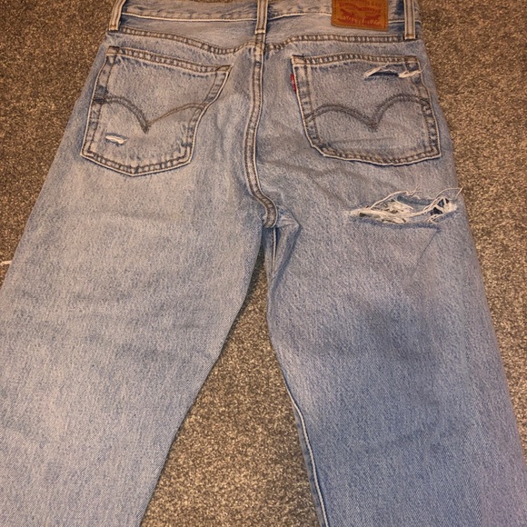 Levi’s - Picture 4 of 5